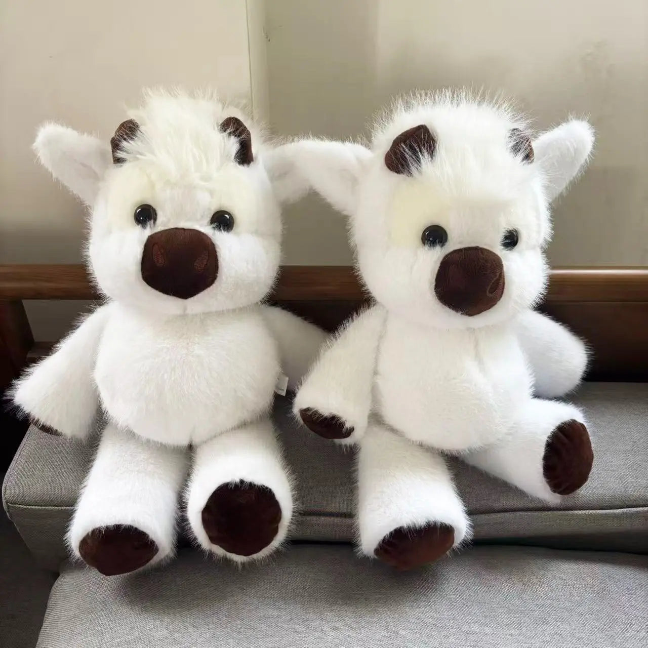 Running Highland Cow Plush Toy - Soft & Cuddly Gift for All